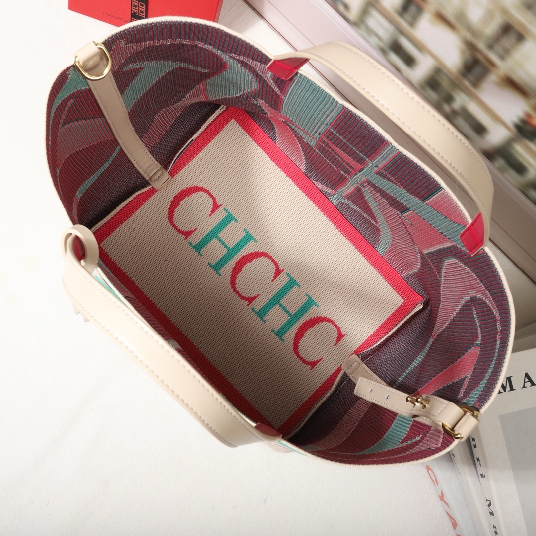 NEW Women's CH Fashion Print T - огляд і ціна Women Bags With Laptop Compartment