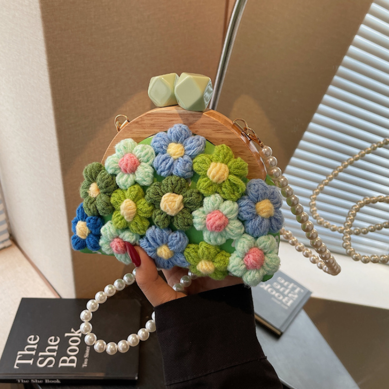 Knitted Flower Crossbody Bag20 - огляд і ціна Women Bags Manufacturer