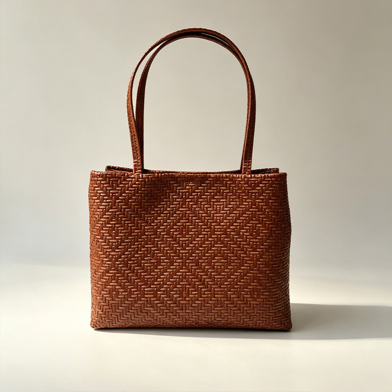 Mendy Genuine Leather Woven Pi - огляд і ціна Women'S Work Bags Designer