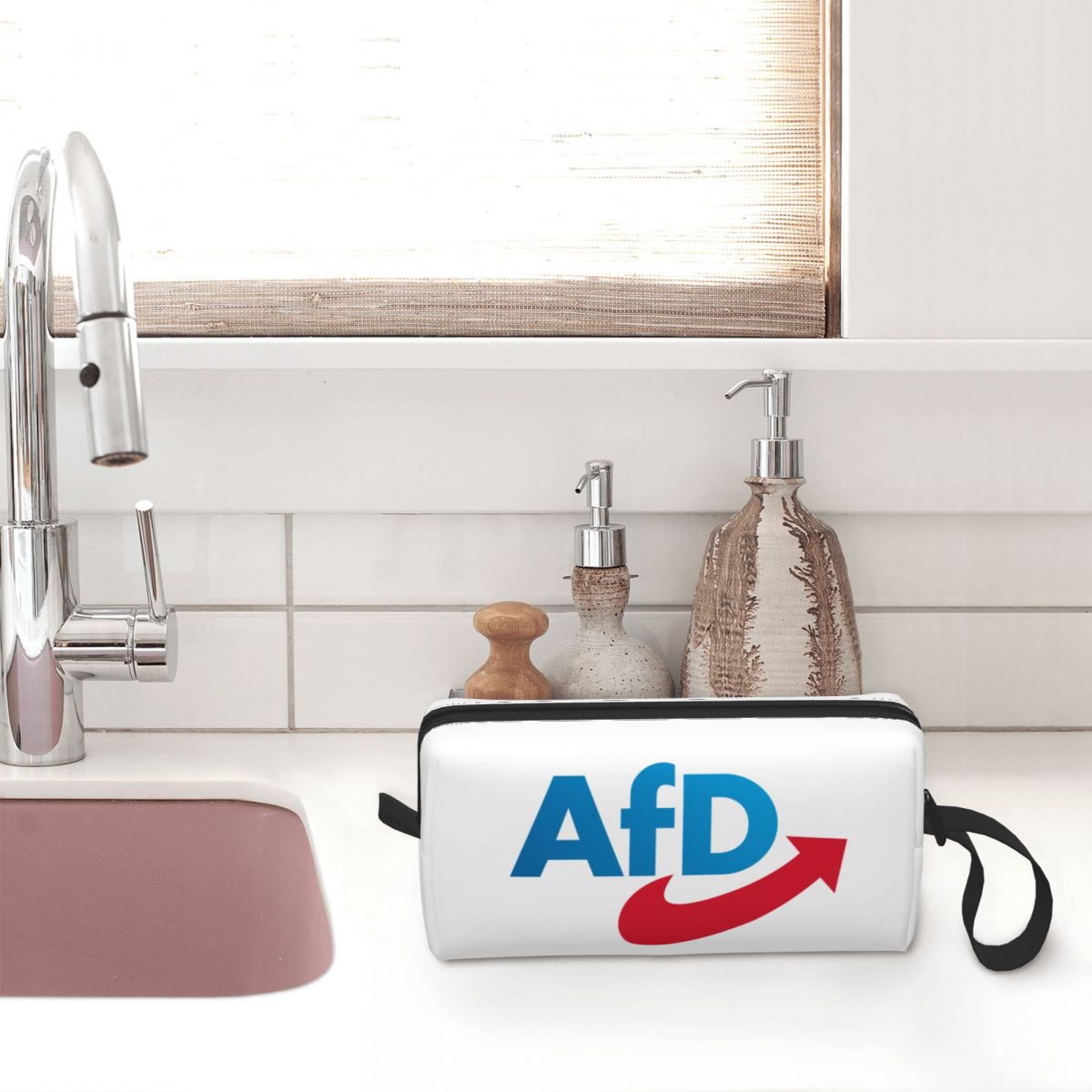 Germany AFD Alternative Pencil - огляд і ціна Women Bags Germany