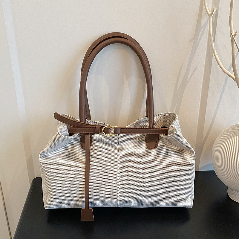 Retro Large Capacity Shoulder  - огляд і ціна Women Bags Manufacturer